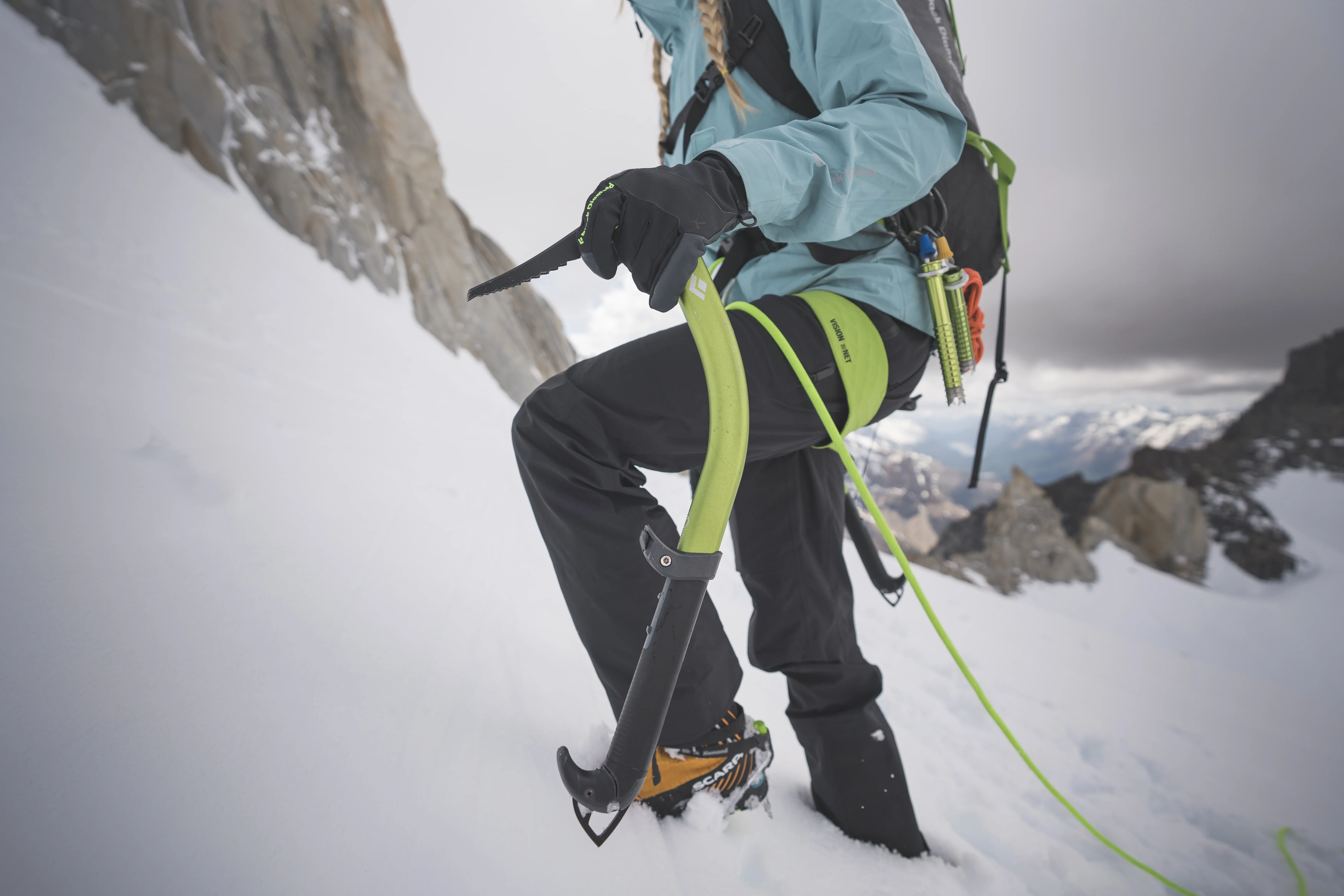 Jak obsługiwać czekan? Dowiedz się na Montiko.pl