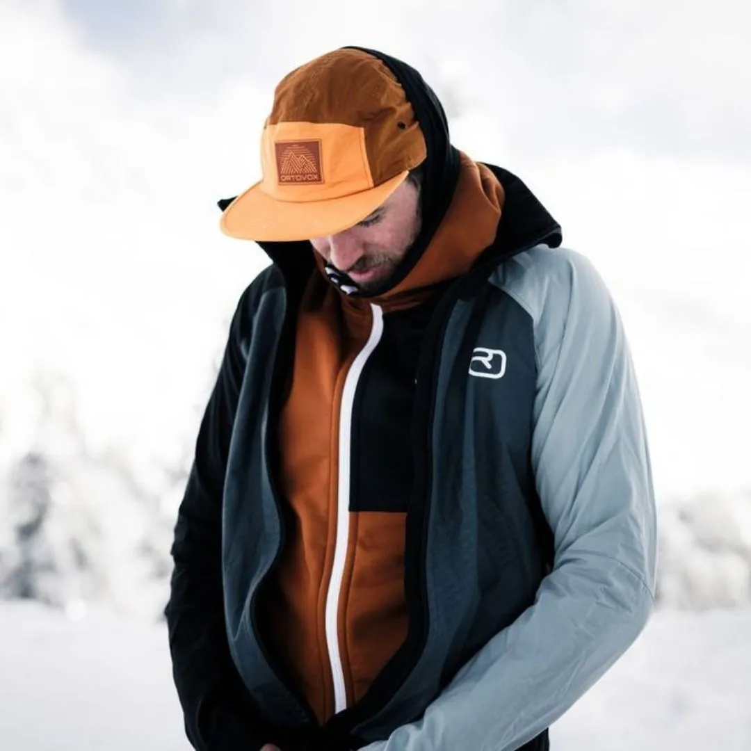 Jaka kurtka w góry na zimę? Poradnik Montiko.pl